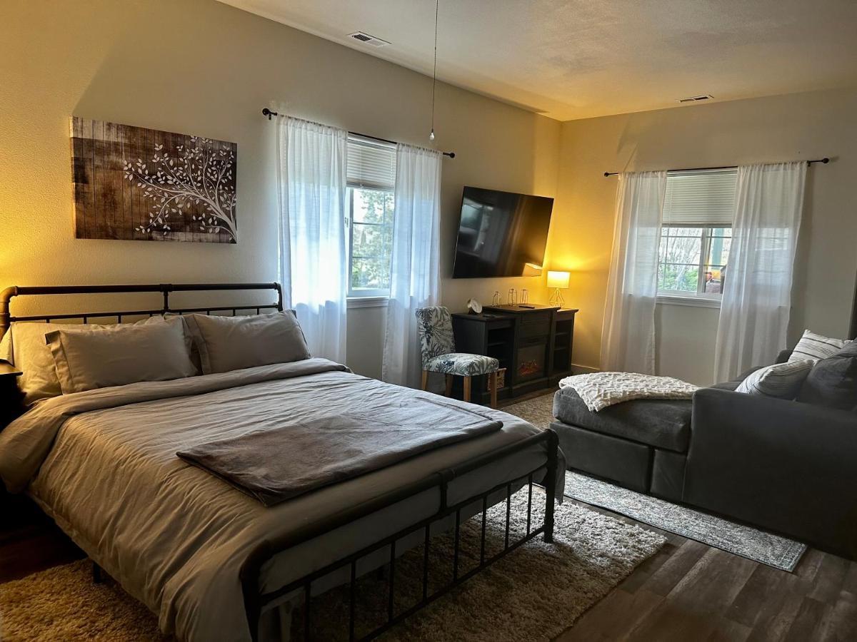Sonia'S Guest Suite In Montesano-Gateway To Olympic National Park Екстериор снимка